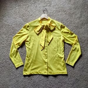 🎀 Vintage 🎀 Bow Collar Blouse